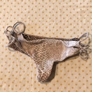 Acacia leopard print bottoms (s)